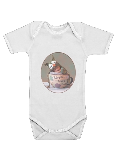  Painting Baby With Owl Cap in a Teacup voor Baby short sleeve onesies