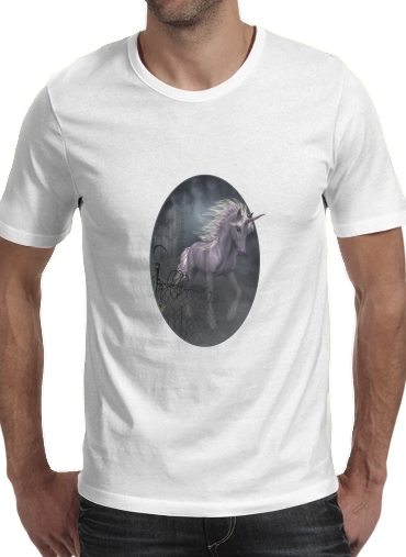  A dreamlike Unicorn walking through a destroyed city voor Mannen T-Shirt
